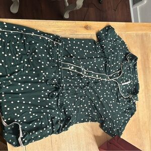 Soma short sleeve notch collarDark Green Polka Dot Loungewear
